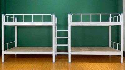 有了上下铺铁床就有温馨实用的宿舍空间